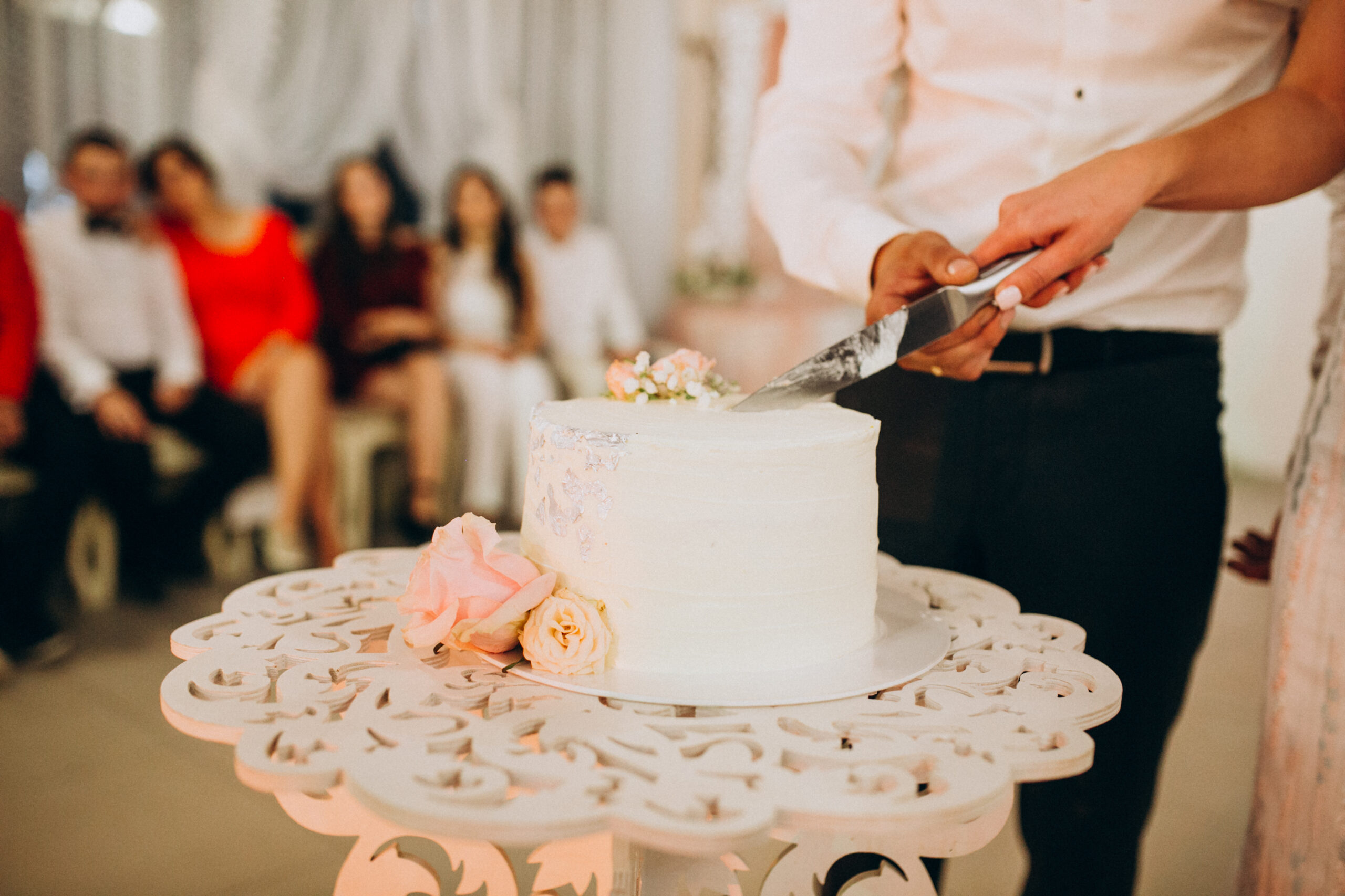 1,800+ Wedding Cake Cutting Stock Photos, Pictures & Royalty-Free Images -  iStock | Wedding reception, Wedding ceremony, Wedding bouquet