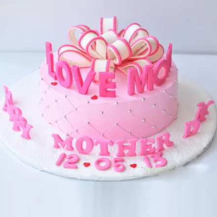 Mothers day floral cake | Mothers Day Cake | Happy Mothers Day Special Cake  – Liliyum Patisserie & Cafe