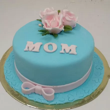 Birthday cake for Mom (Half kg) - Florist Center